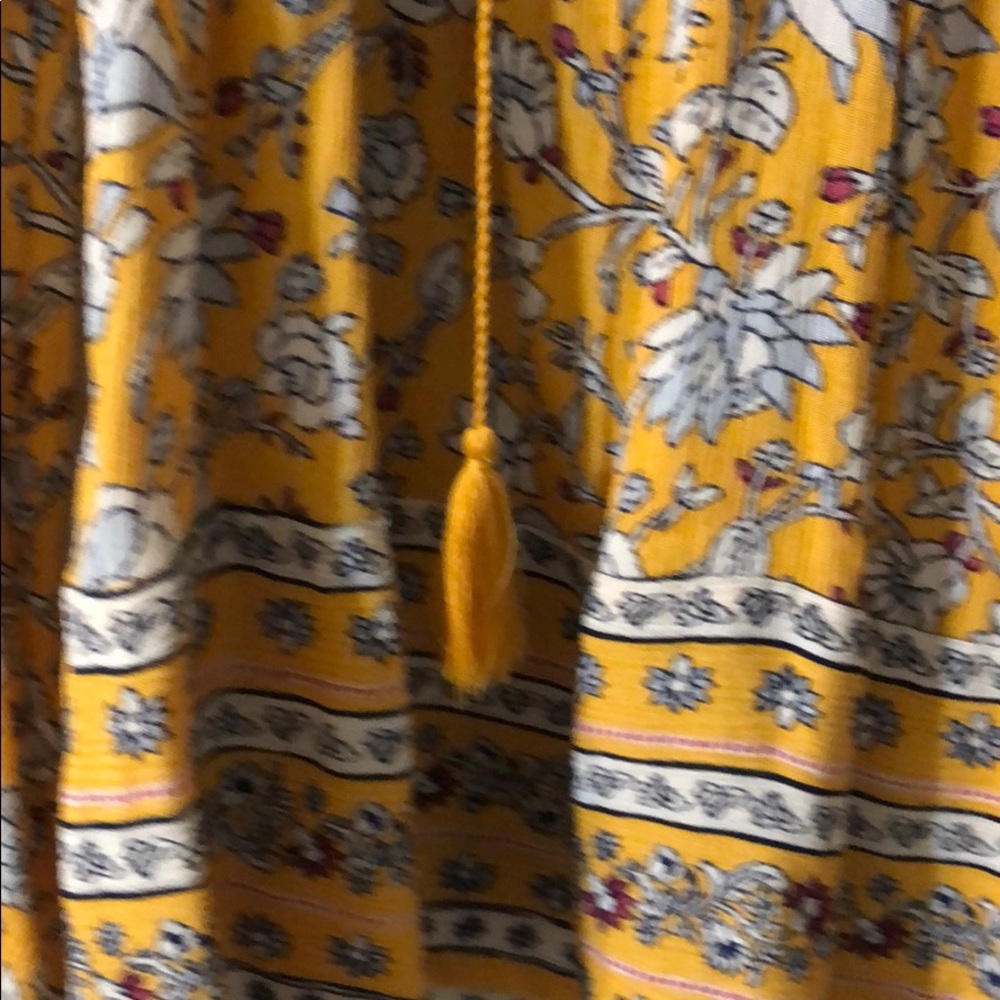 Fall Floral Top - Picture 3 of 3